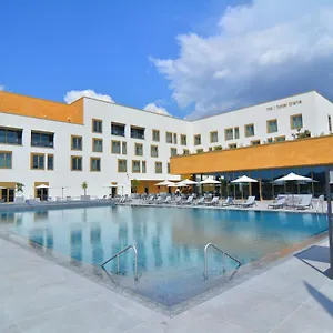 Mk Tirana فندق Rinas